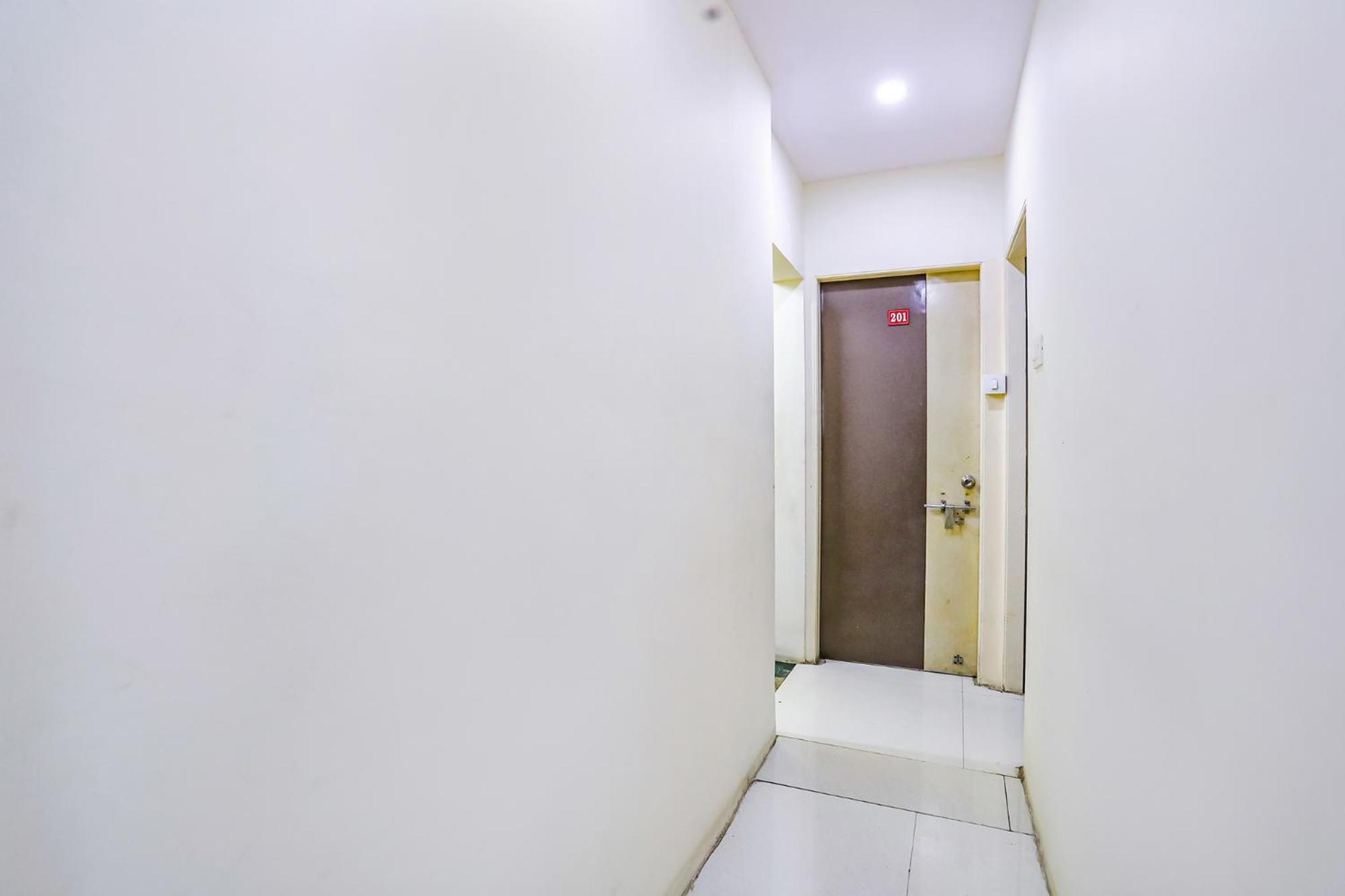 Fabhotel New Shraddha Inn - Nr Airport Colony Nagpur Zewnętrze zdjęcie